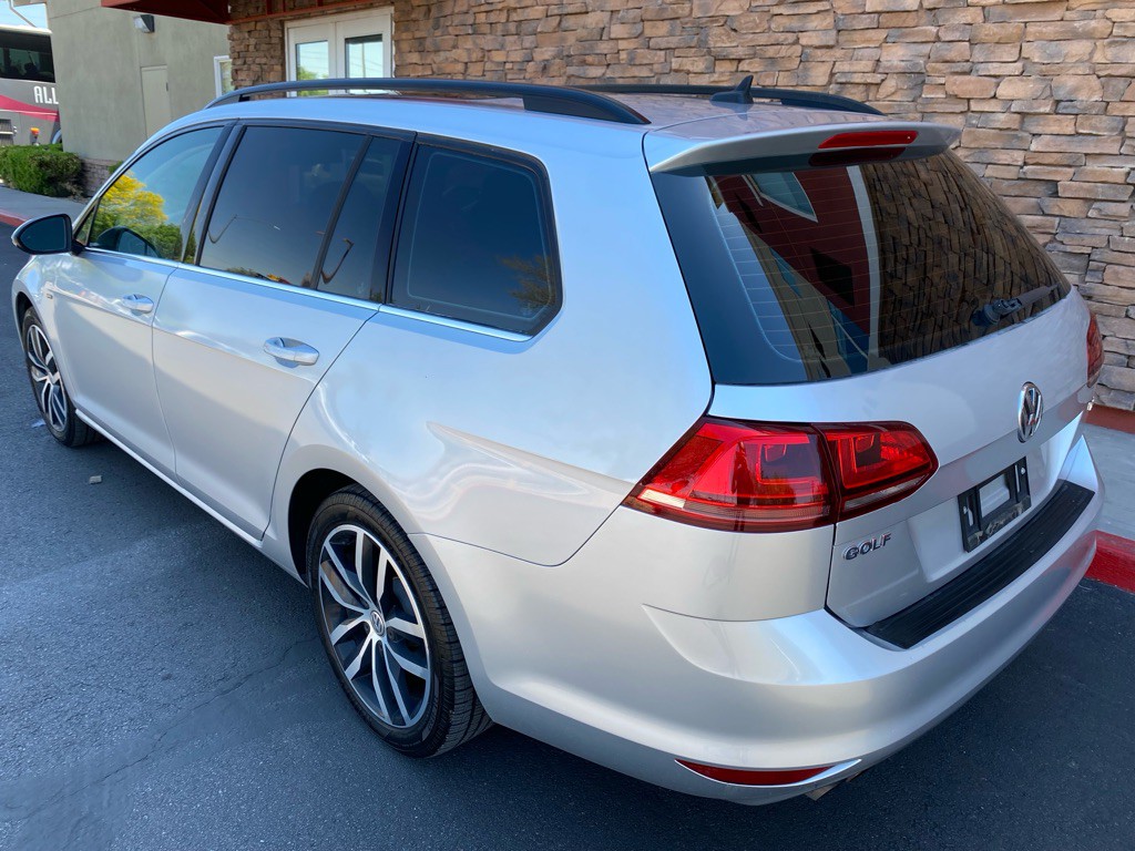 2016 Volkswagen Golf Image 6