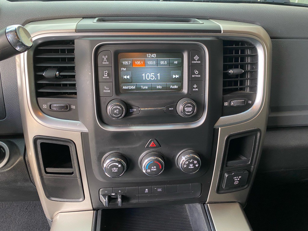 2014 RAM 2500 Image 9