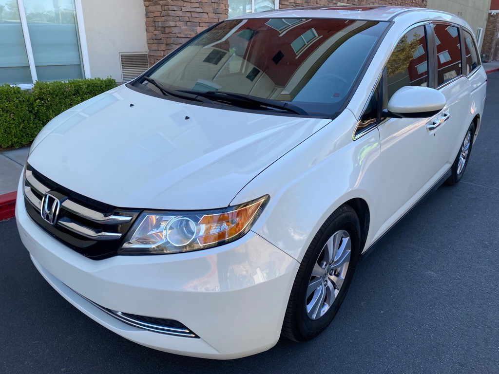 2015 Honda Odyssey Image 1