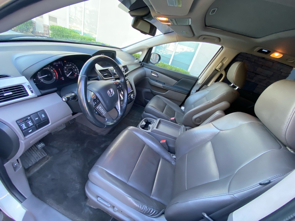 2015 Honda Odyssey Image 7