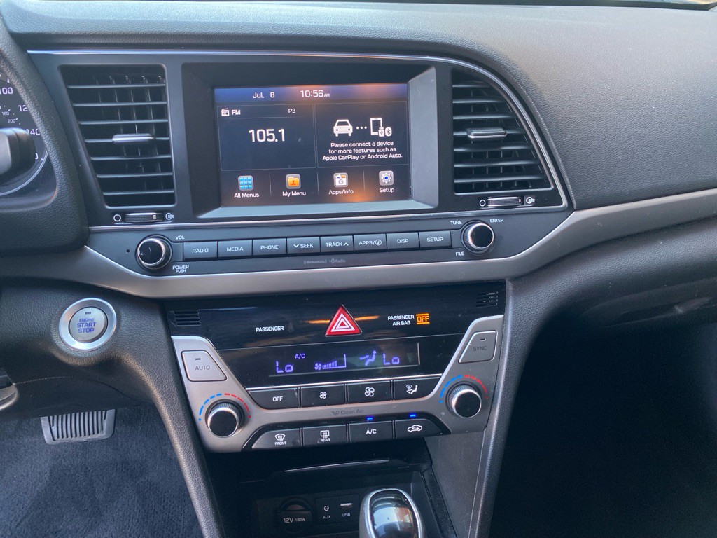 2017 Hyundai Elantra Image 9