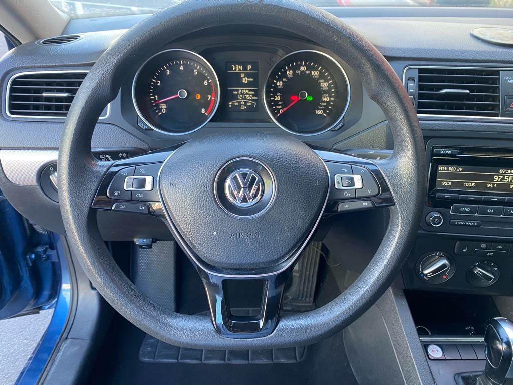 2015 Volkswagen Jetta Image 8
