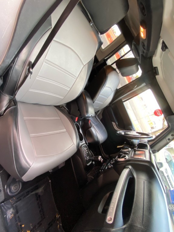 2014 Jeep Wrangler Unlimited Image 14