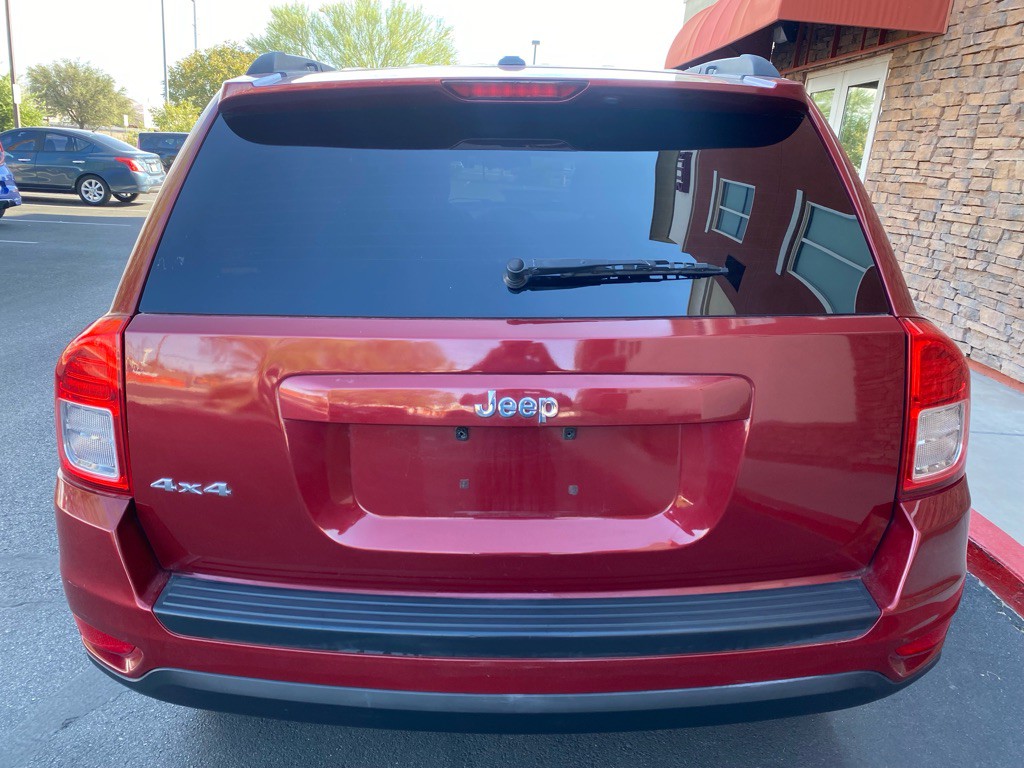 2011 Jeep Compass Image 5