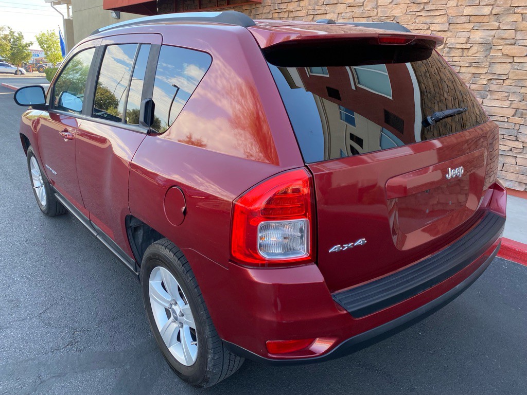 2011 Jeep Compass Image 6