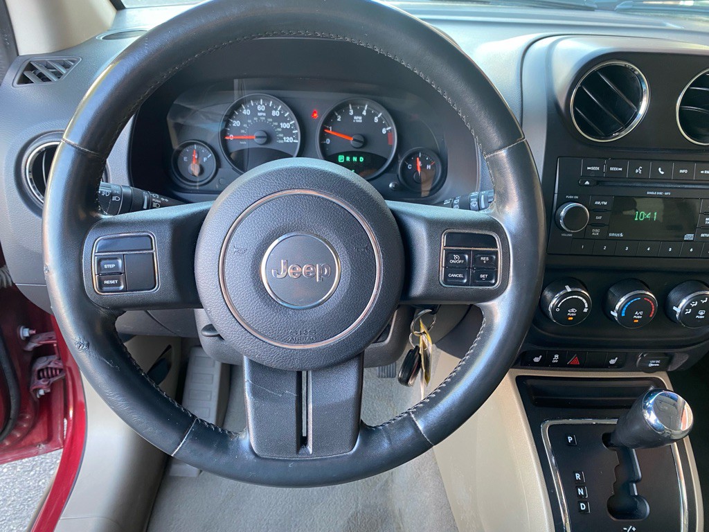 2011 Jeep Compass Image 8