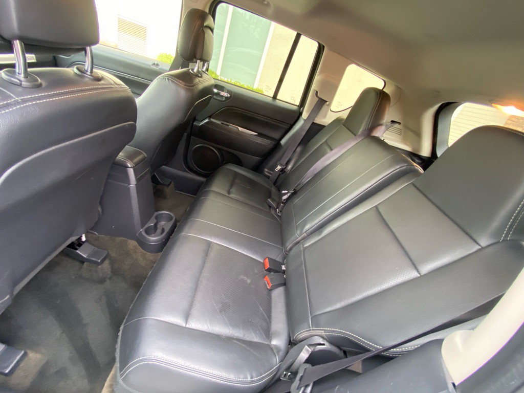 2016 Jeep Compass Image 11