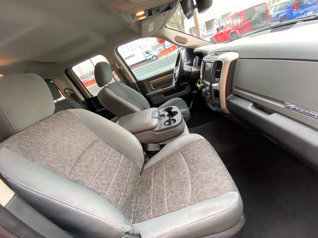 2017 RAM 1500 Image 12