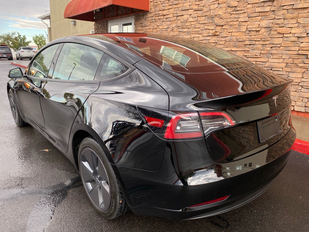 2023 Tesla Model 3 Image 6