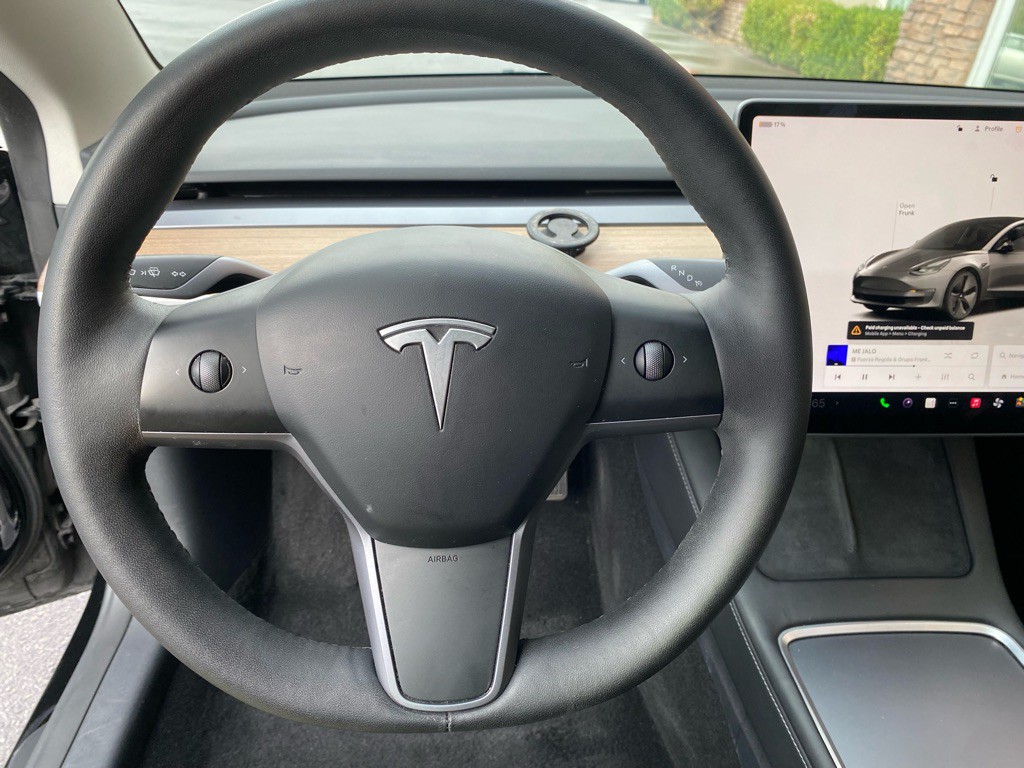 2023 Tesla Model 3 Image 8