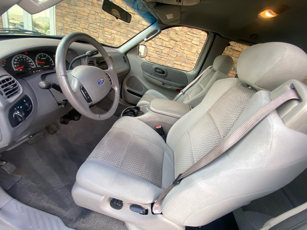 2003 Ford F-150 Image 7