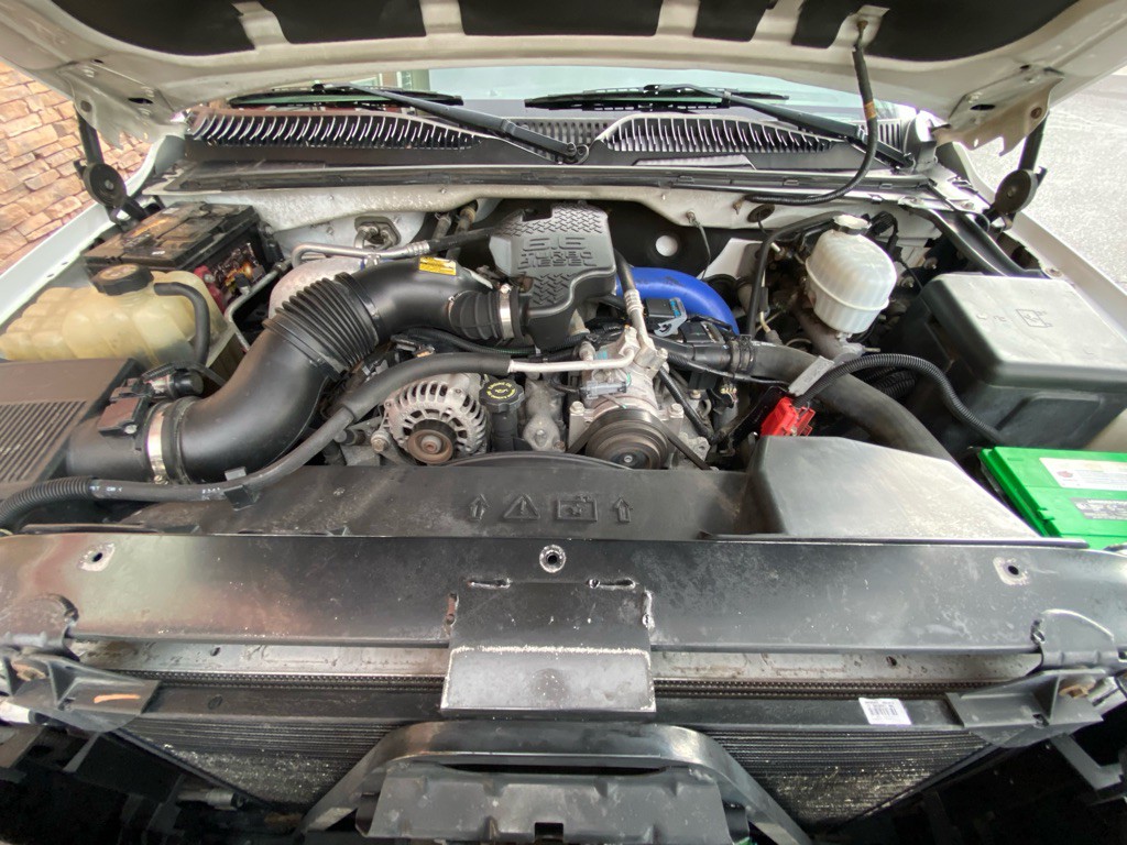 2004 GMC Sierra Image 14