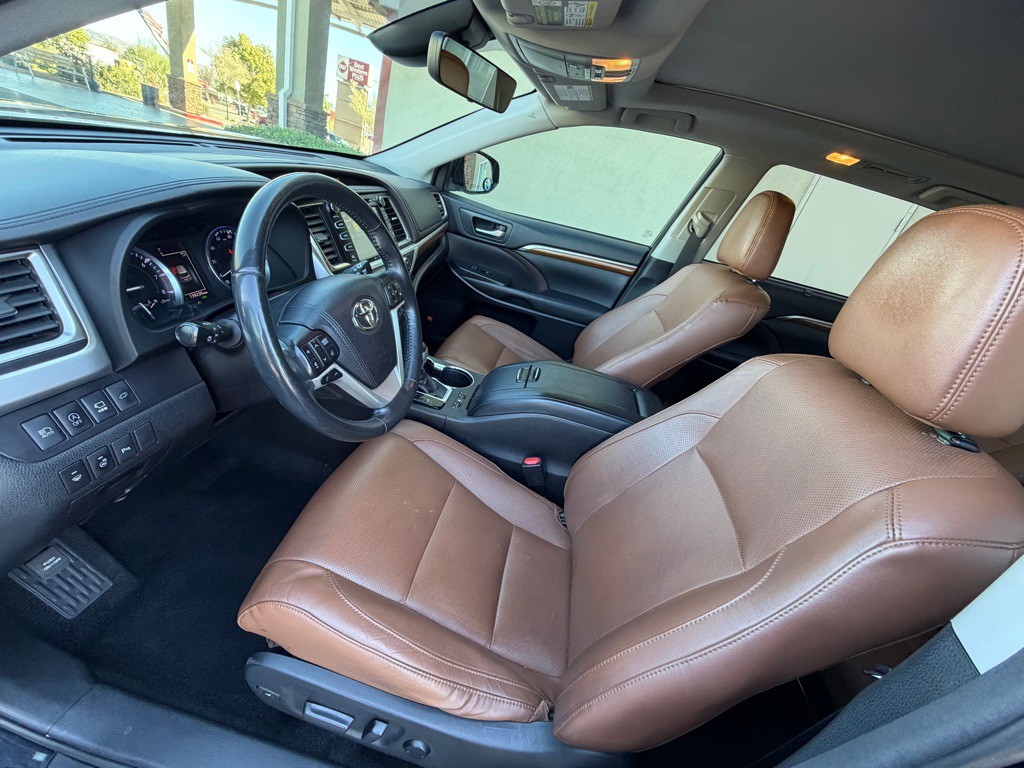 2018 Toyota Highlander Image 7