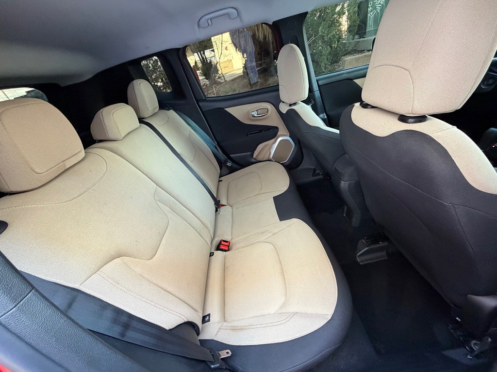 2018 Jeep Renegade Image 13