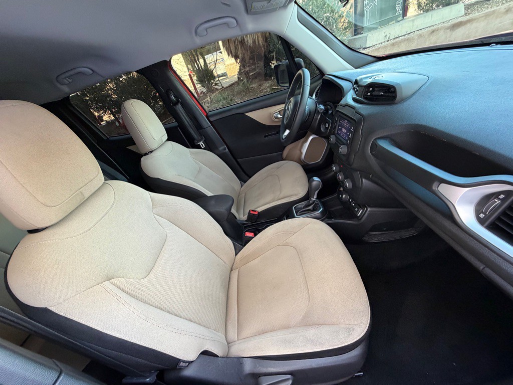 2018 Jeep Renegade Image 14