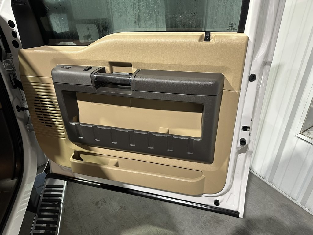 2016 Ford F-350 Image 12
