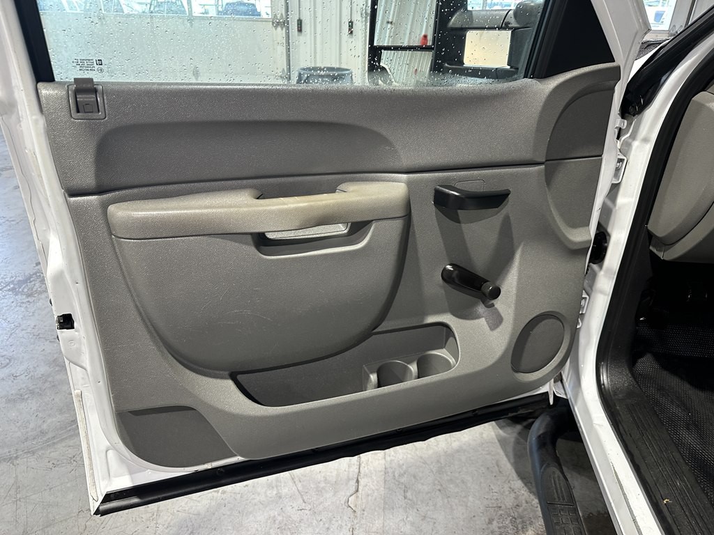 2011 Chevrolet Silverado 1500 Image 12
