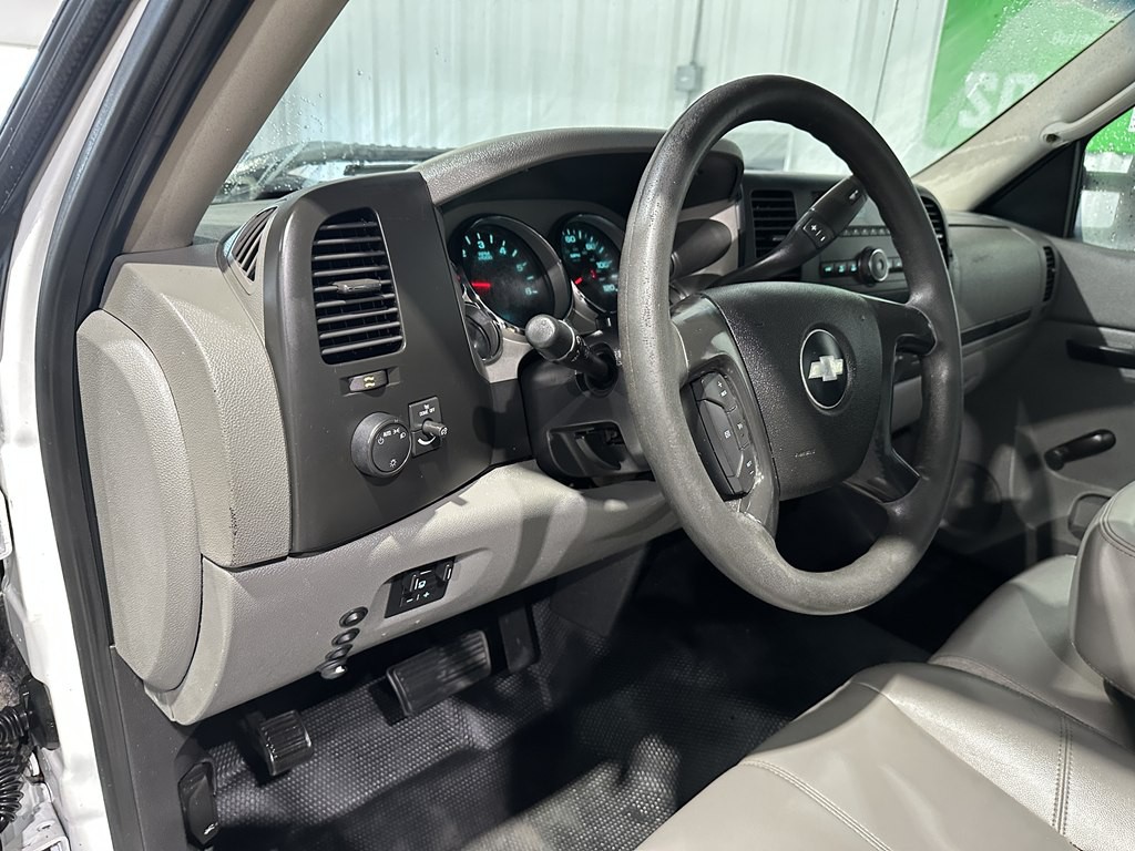 2011 Chevrolet Silverado 1500 Image 14