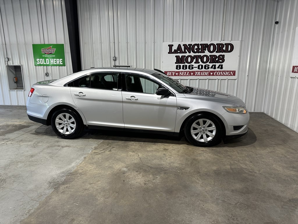 2011 Ford Taurus Image 19