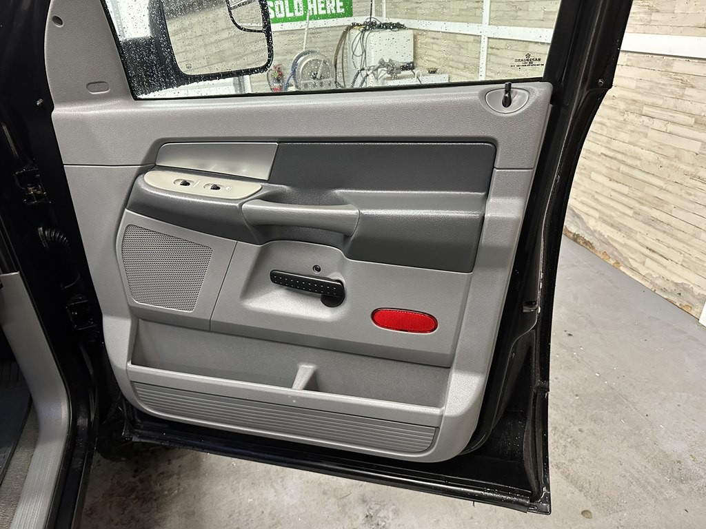 2009 Dodge Ram 2500 Image 11