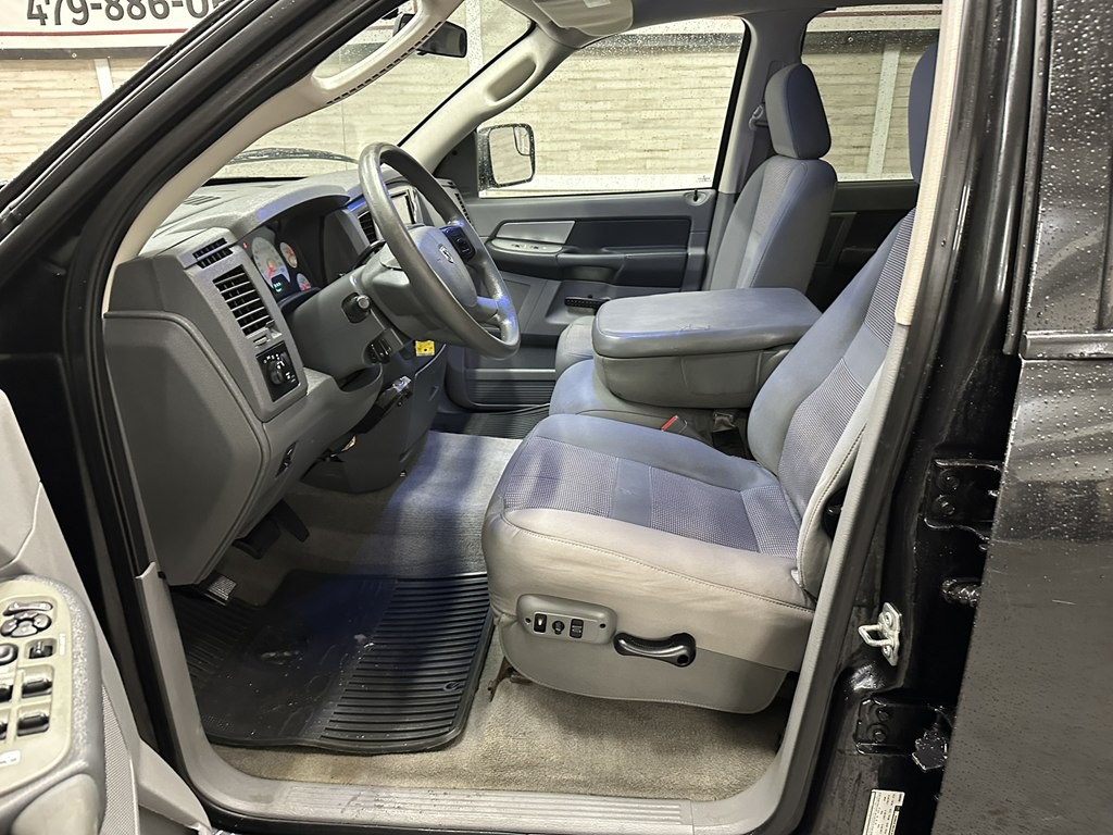 2009 Dodge Ram 2500 Image 13