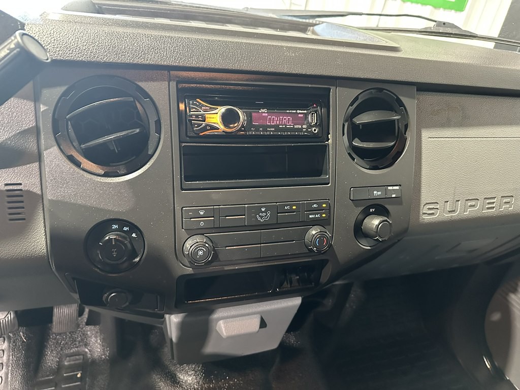 2011 Ford F-250 Image 14