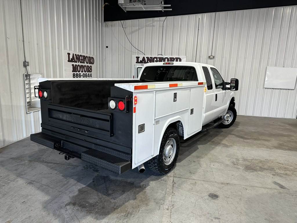 2011 Ford F-250 Image 17