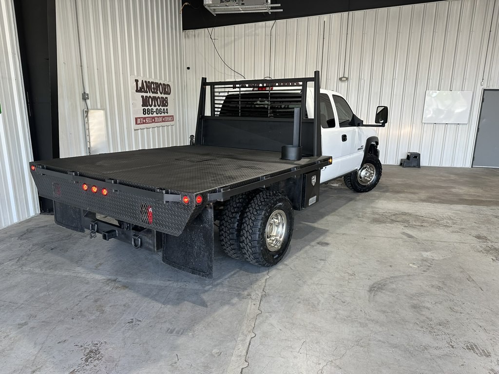 2003 GMC Sierra Image 18