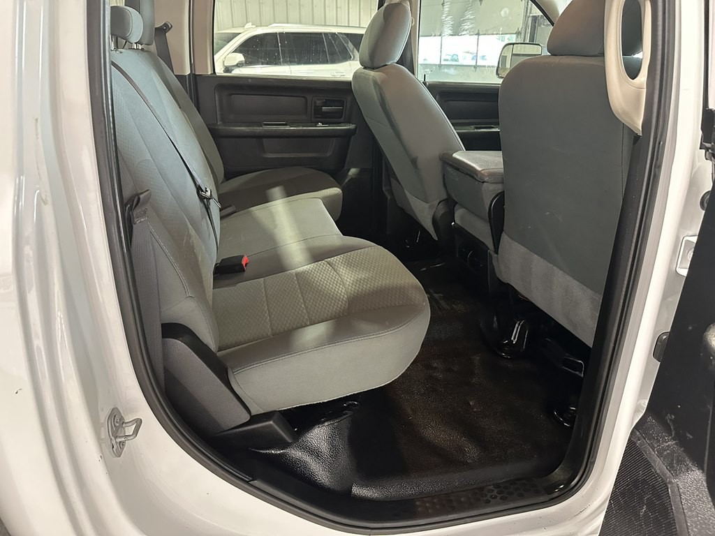 2018 RAM 3500 Image 9
