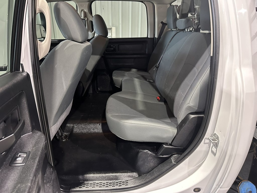 2018 RAM 3500 Image 12