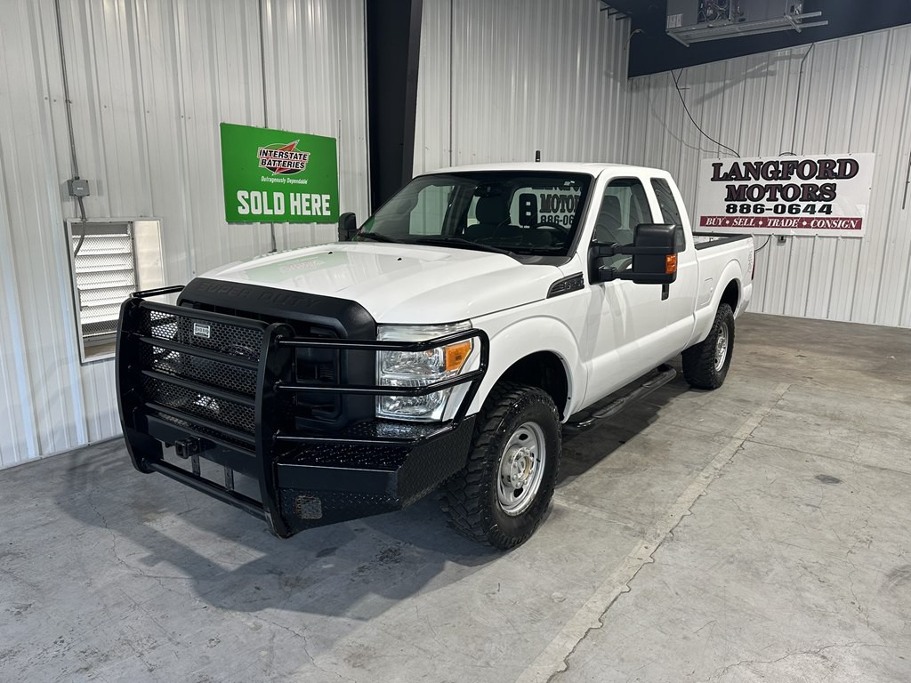 2015 Ford F-250 Image 2