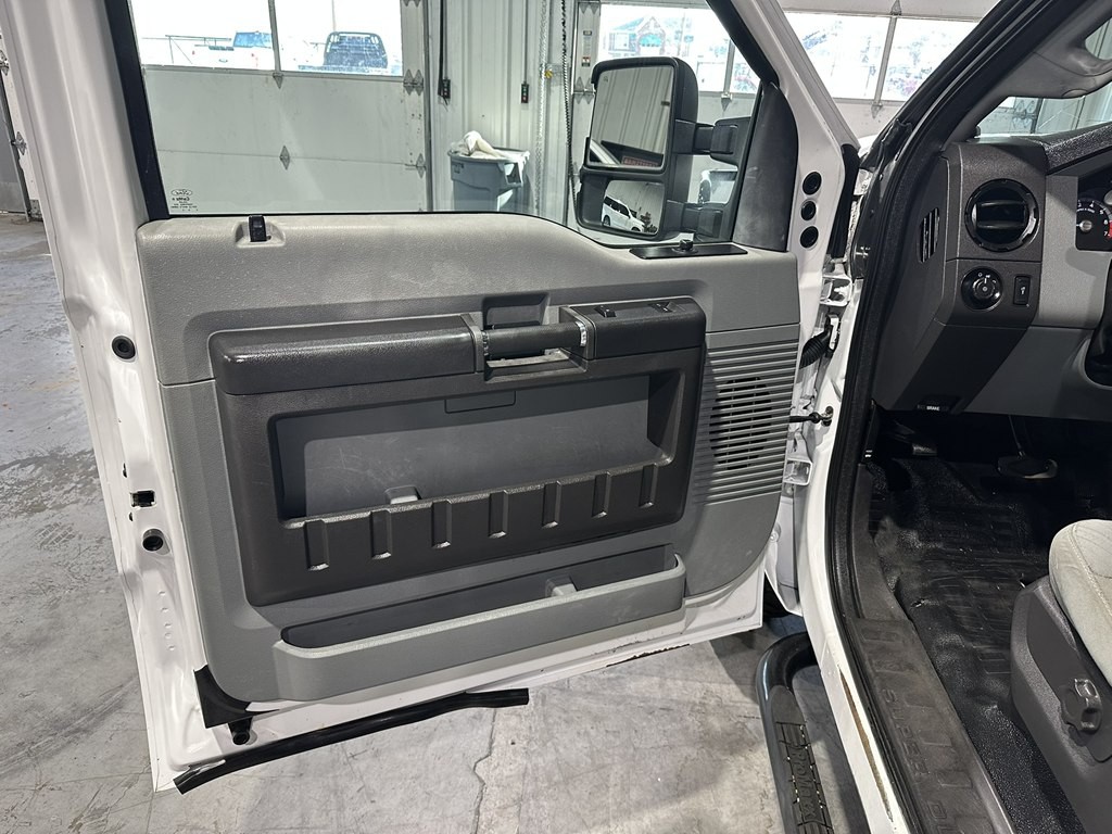 2015 Ford F-250 Image 13