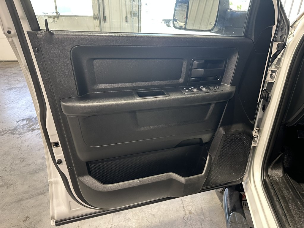 2020 RAM 3500 Image 14