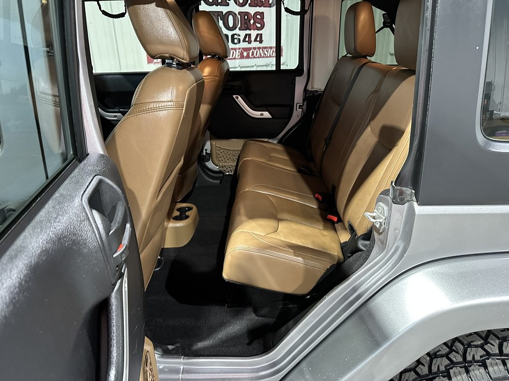 2015 Jeep Wrangler Unlimited Image 12