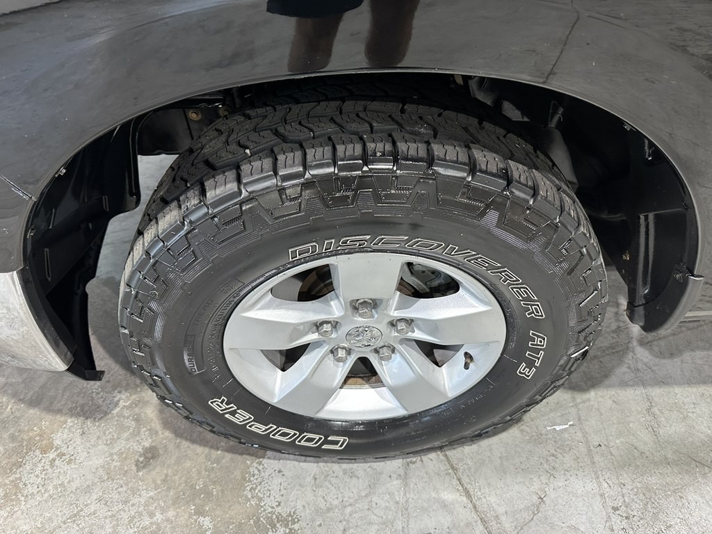 2014 RAM 1500 Image 4