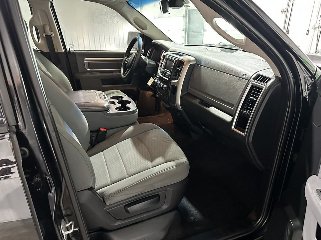 2014 RAM 1500 Image 11