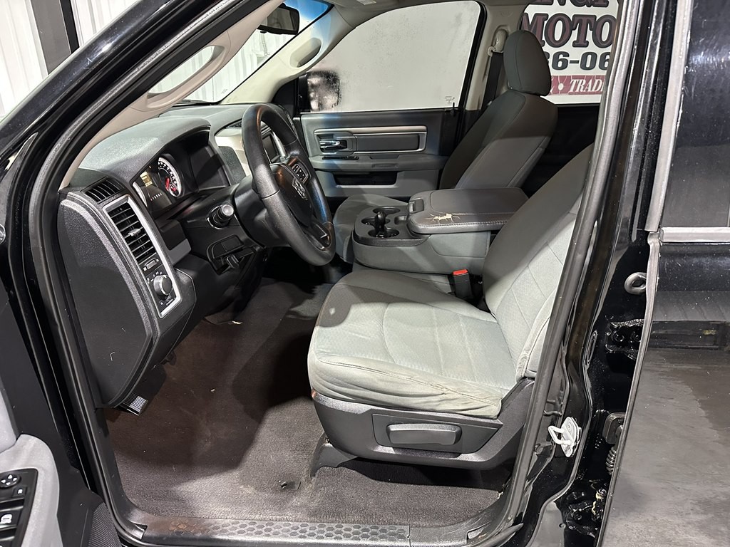 2014 RAM 1500 Image 14