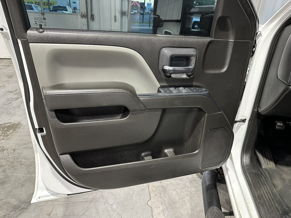 2018 Chevrolet Silverado 1500 Image 13