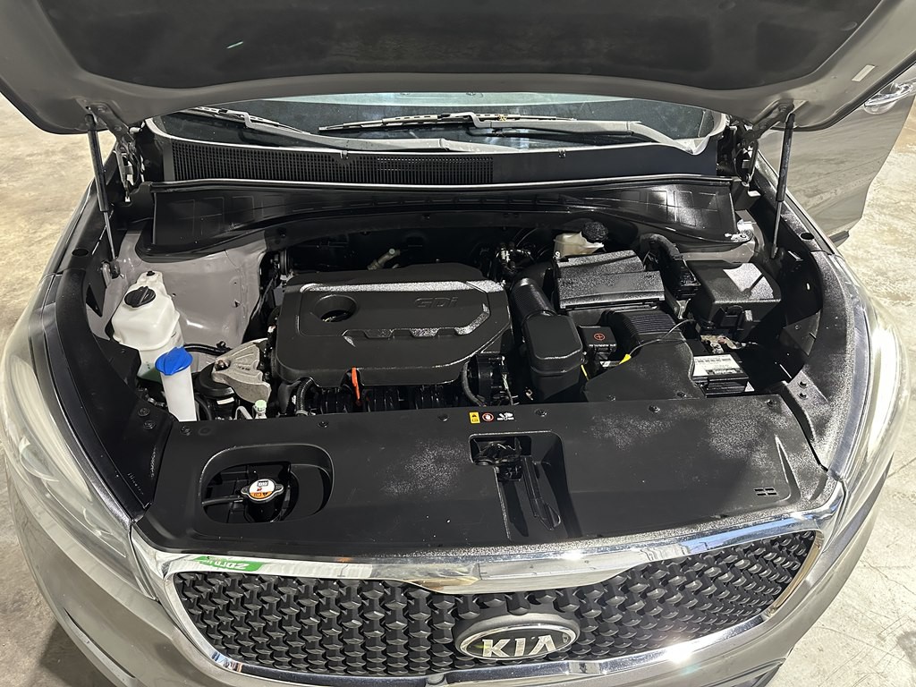 2016 Kia Sorento Image 18