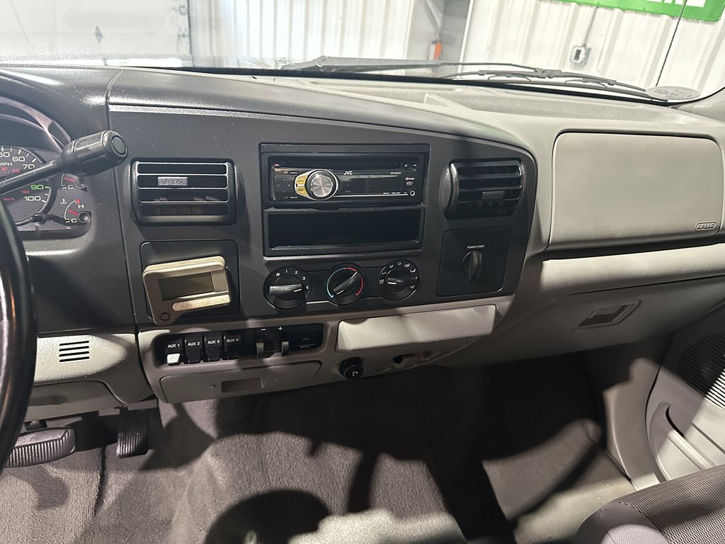2006 Ford F-250 Image 17