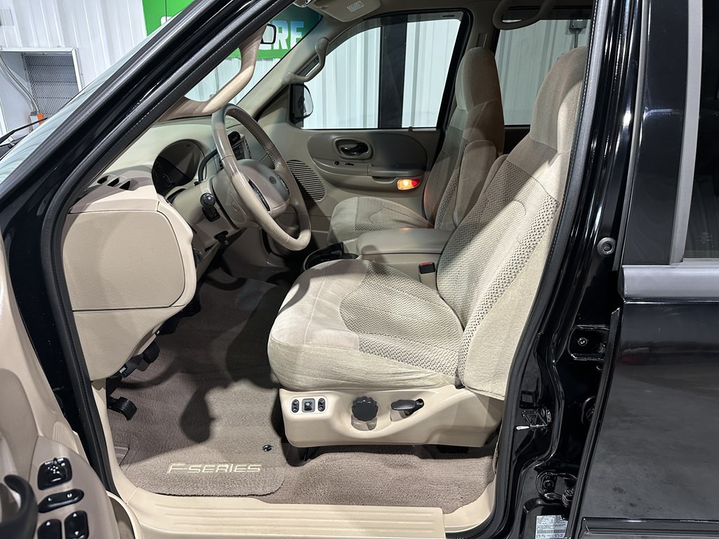 2001 Ford F-150 Image 13