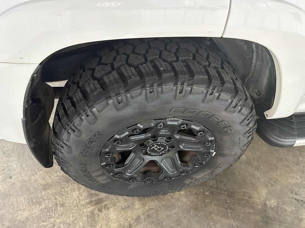 2017 Toyota 4Runner Image 6