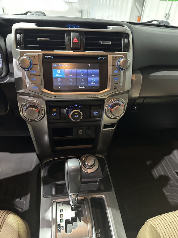 2017 Toyota 4Runner Image 17