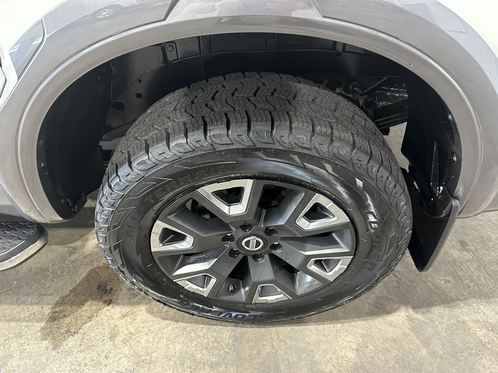 2021 Nissan Titan Image 4