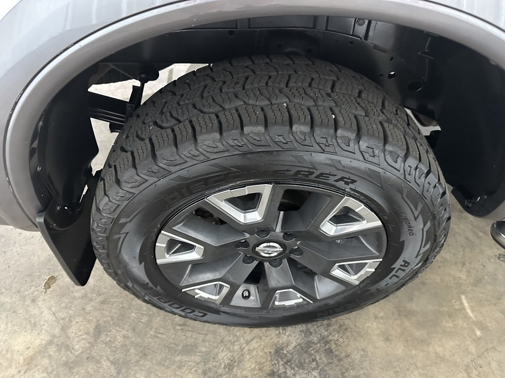 2021 Nissan Titan Image 7