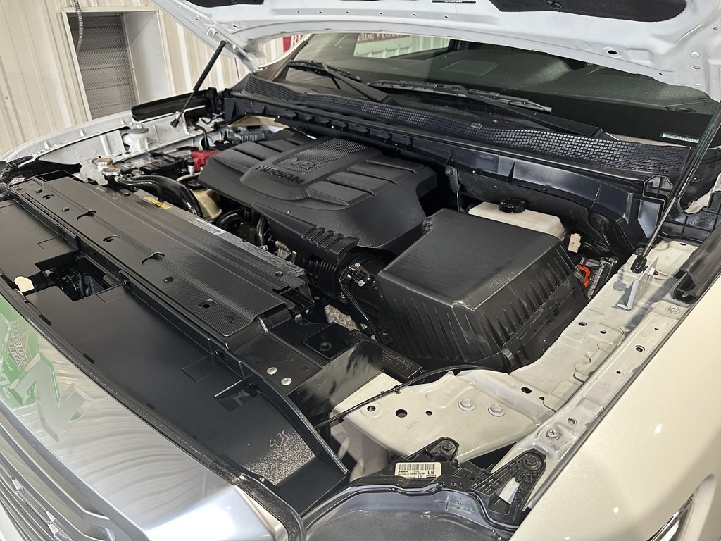 2021 Nissan Titan Image 17