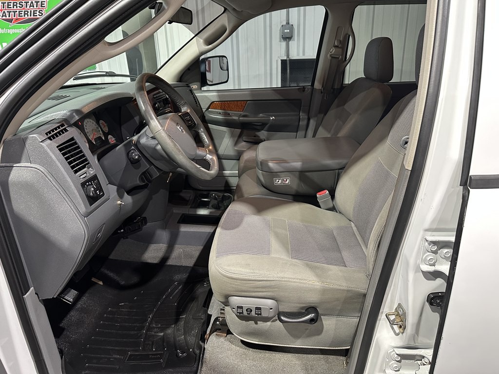 2006 Dodge Ram 3500 Image 12