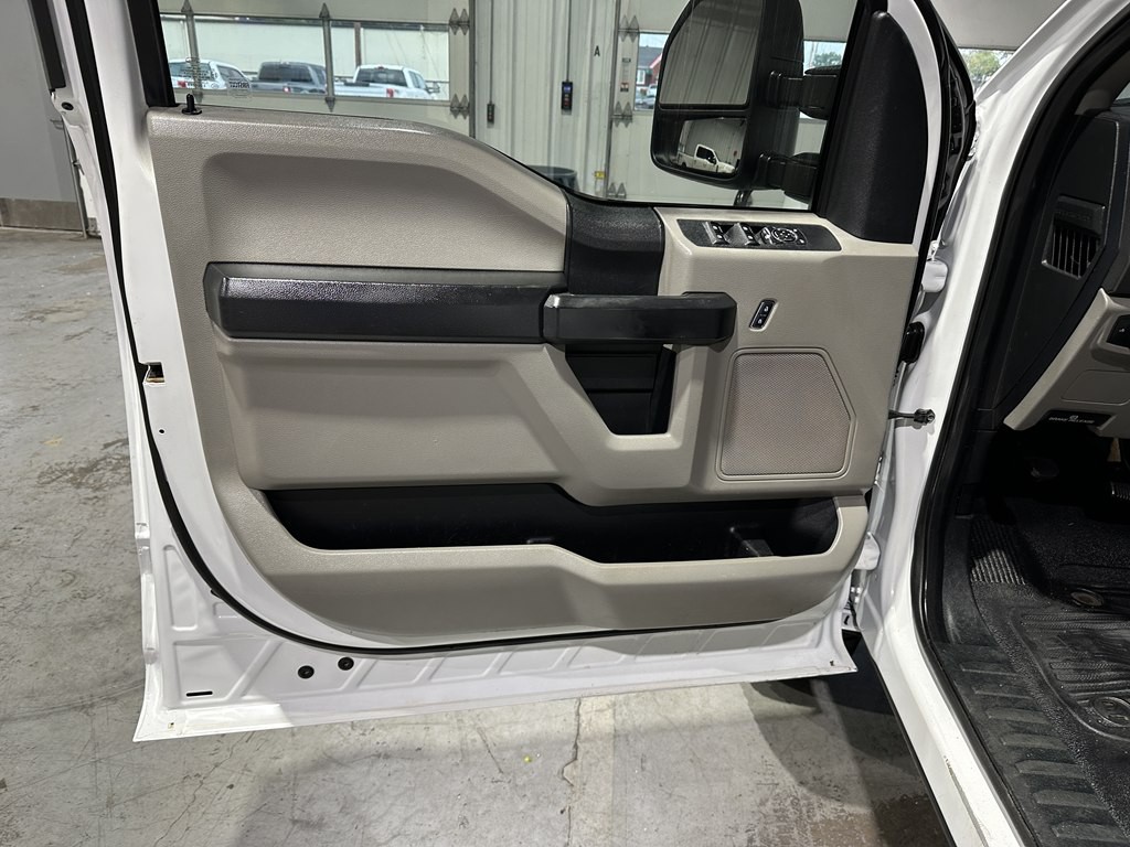 2017 Ford F-250 Image 13