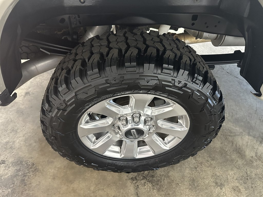 2017 Ford F-250 Image 6