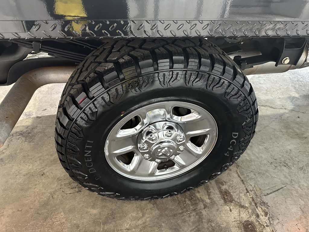 2022 RAM 3500 Image 6